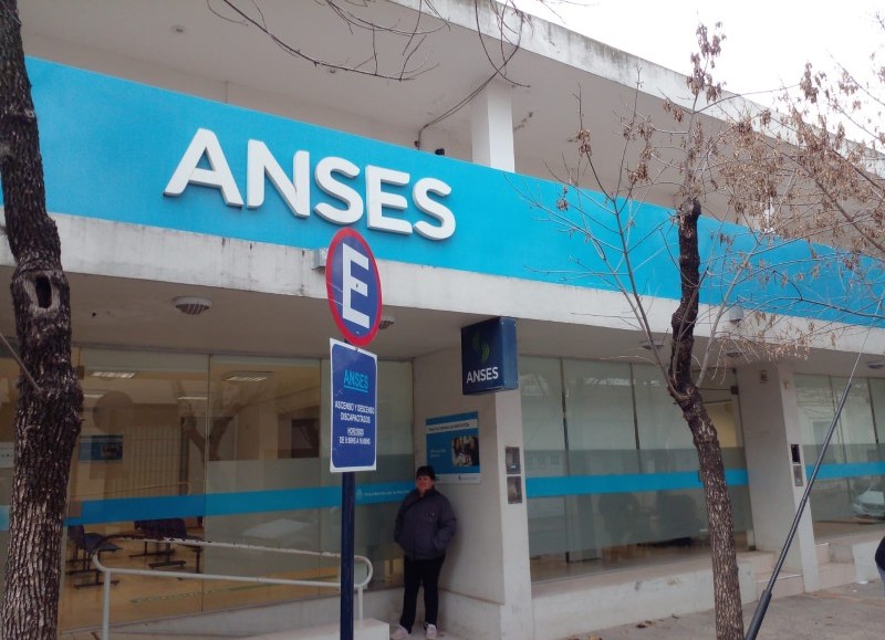 Motorizado por ANSeS.